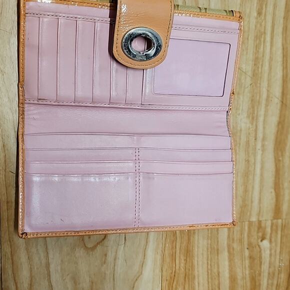 Coach Womens C Signature Canvas Beige & Cream Front Gold Turn Closure Wallet 8" - Picture 3 of 6